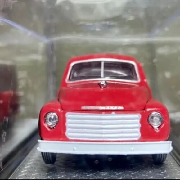 M2 Machines 1949 Studebaker 2R Truck A16 22-01 Coca-Cola Limited Edition 2022 - Picture 6 of 6
